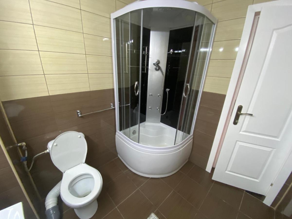 Hotel Casa Cattleya Târgu Jiu Esterno foto